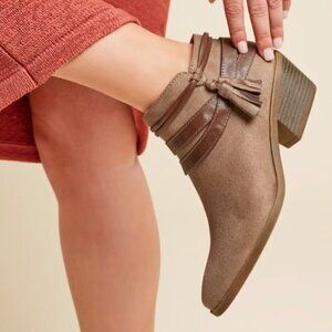 LifeStride Paloma Bootie (Wide)